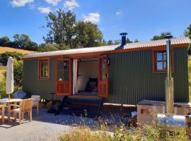 Willow Shepherds Hut, alojamiento en la playa en Dittisham