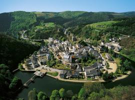 Logis Gourmet & Relax Hotel De La Sure、エッシュ・シュル・シュールのホテル