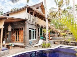 Unique Balian beach house, lodging in Antasari