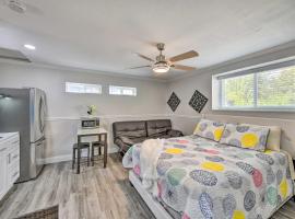 Cute Central Placerville Studio Pet Friendly, hotel en Placerville