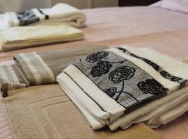 Angela Home - Rooms, hotel v destinaci Sedico