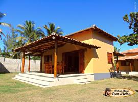 Bahia Haus Don Pietro, hotel with parking in Canavieiras