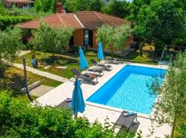 Family friendly house with a swimming pool Sveti Lovrec, Central Istria - Sredisnja Istra - 14432