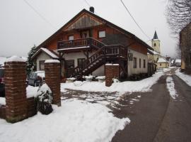 Apartments with a parking space Lokve, Gorski kotar - 14469, ξενοδοχείο σε Lokve