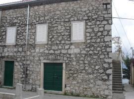 Seaside holiday house Blace, Neretva Delta - Usce Neretve - 16427, hotel di Blace