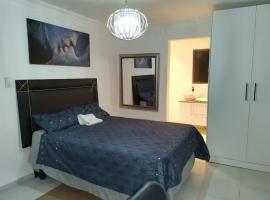 Ultra Housing Suite, апарт-отель в Йоханнесбурге