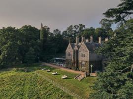 Wildhive Callow Hall, готель у місті Ашборн