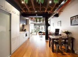 New York Warehouse by Sydney Dreams