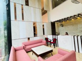 HOTEL NAYARA, hotell sihtkohas Kota lennujaama Kota Airport - KTU lähedal