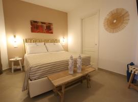 Casa Flora - Bed and Breakfast, hotel uz plažu u gradu 'Torre San Giovanni Ugento'