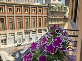 OPERA et LOVE - 200m dall'Arena con convenzione per Parcheggio e Colazione in pasticceria adiacente