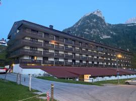 Wood apartment in Canin ski resort, hotel with parking in Sella Nevea