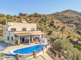 Amazing Home In Arenas With Wifi, Swimming Pool And 4 Bedrooms, hótel í Arenas