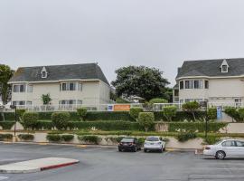 hotels in marina ca on reservation road