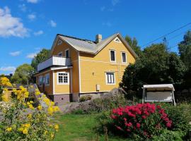 Guesthouse Lokinlaulu, habitación en casa particular en Kotka