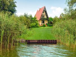 Lovely Home In Nowe Warpno With House Sea View, cottage in Nowe Warpno