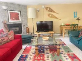 3B Terrace next to creek Unbeatable location