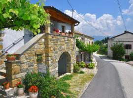 Holiday house with WiFi Paz, Central Istria - Sredisnja Istra - 16623, hotel met parkeren in Buzet