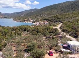 Family friendly house with a swimming pool Kabli, Peljesac - 16795, feriebolig i Putniković