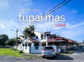 Tupai Mas Semi-D by LOUIS, cottage in Taiping