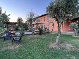 Viesnīca ar autostāvvietu Agriturismo Santo Regolo - relax toscano ✺✺✺ pilsētā Torretta