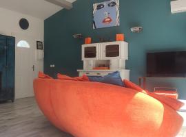 Rose BB maison de charme, hotel in Les Lecques