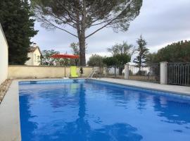 Le Clau provençal, apartment in Alès