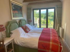 Garden Studio, hotel near Wickham House, Newbury