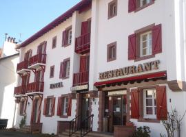 Hôtel Juantorena, hotel v destinaci Saint-Étienne-de-Baigorry