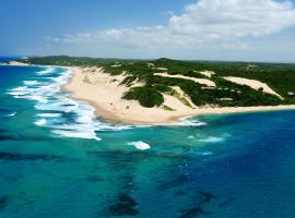 Machangulo Beach Lodge, מלון ליד Inhaca Point, Santa Maria