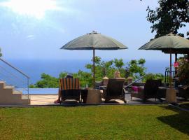 Villa Karingal, hotel in Senggigi 