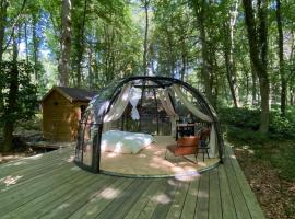 Le Dôme de Namur - Une nuit insolite dans les bois, glamping v destinácii Champion