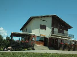 B&B El Mighelon, hotel v destinaci Mel