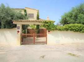 Chalet CasaTuris en Urb. La Font Sant Joan d´Alacant CH102, alojamiento con cocina en San Juan de Alicante