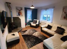 Fort William Lovely Flat Central location، شقة في فورت ويليام