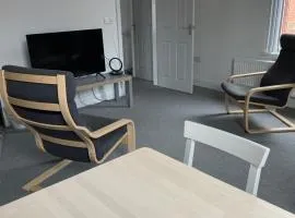 Modern,spacious 2 bed apartment