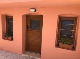 Solo traveler, self catering accommodation in Ermoupoli