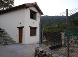 El Payarin tu casa apartamento en Asturias, poceni hotel v mestu Bárzana