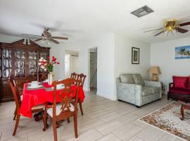 Beautiful Home in Largo/Clearwater Florida-Close to Beach and everything, hotell i Largo