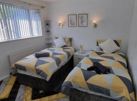 Glamorous room with WiFi and Netflix, guest house in Leeds
