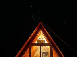 A-FRAME CABIN PUCON، فندق في بوكون