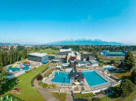 포프라트에 위치한 호텔 호텔 아쿠아시티 시즌