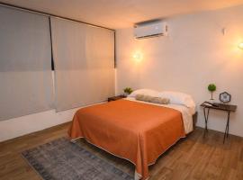 Departamento de 2 recamaras con 2 aires acondiconados, parking, wifi 70mb, refrigerador, micro,fregadero,licuadora,parrilla, cocina, D5, pet-friendly hotel in Ciudad Valles