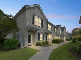 Excellent Vacation Townhome near Myrtle Beach adventure townhouse, villa in Little River