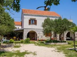 Apartments with parking space Punta kriza, Cres - 867