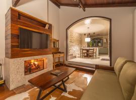 Vila Suzana Parque Hotel, boutique hotel in Canela