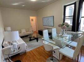 1BR Apt in Sunnyside 15 min to Manhattan, hotel di Woodside