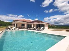Luxury villa with a swimming pool Hum, Central Istria - Sredisnja Istra - 18867