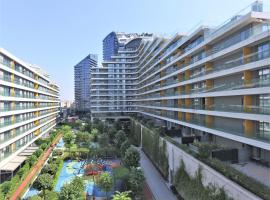 The Superior Living Batışehir, hotel in zona Tekstilkent, Istanbul