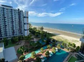 Seaview Condo@Timurbay Studio unit plus one room